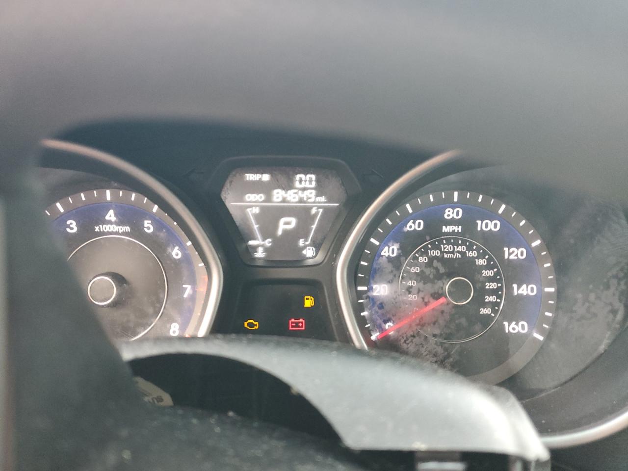 2013 Hyundai Elantra - Image 9