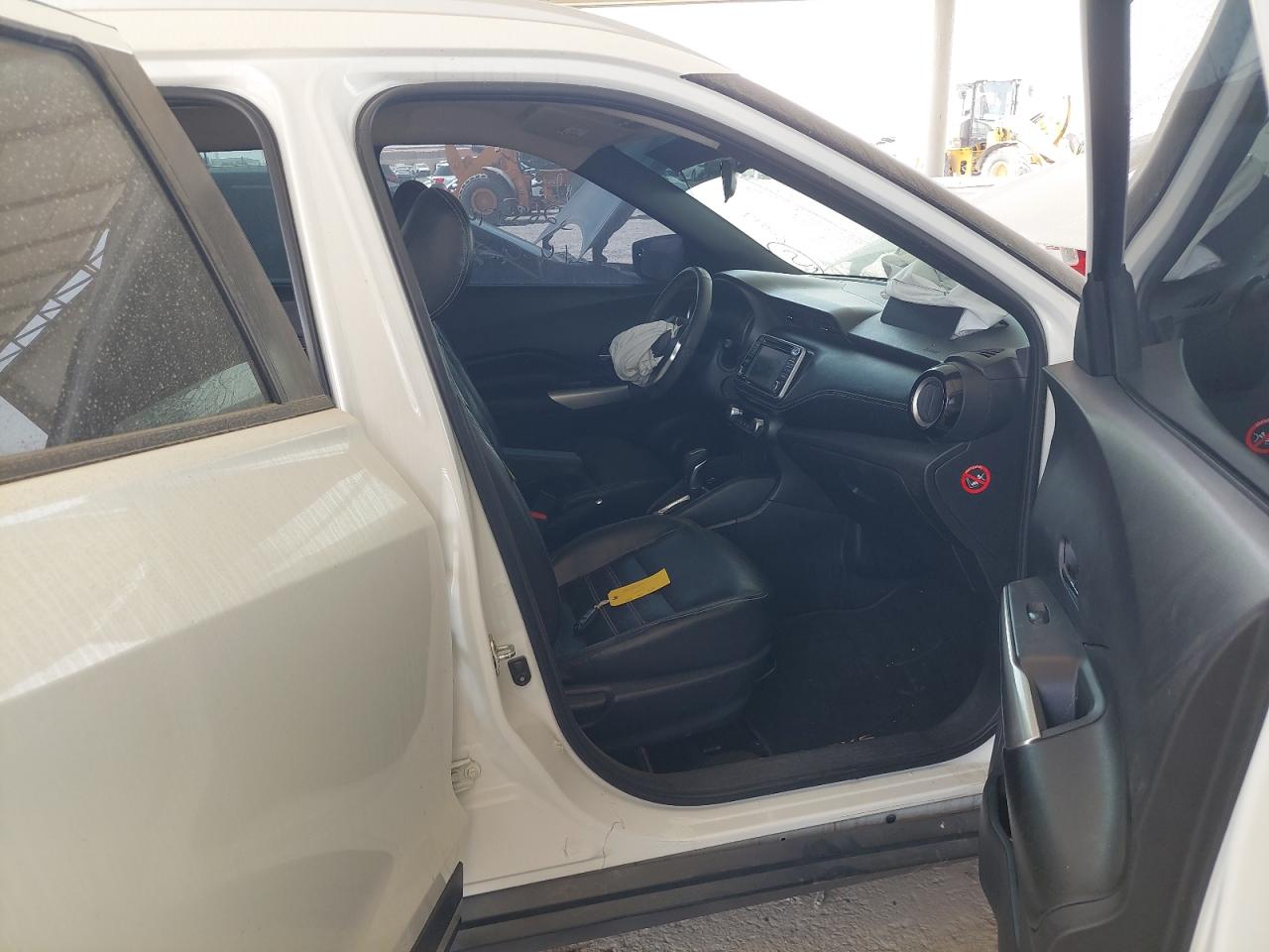 3N1CP5CP3KL466108 - 2019 Nissan Kicks - #undefined
