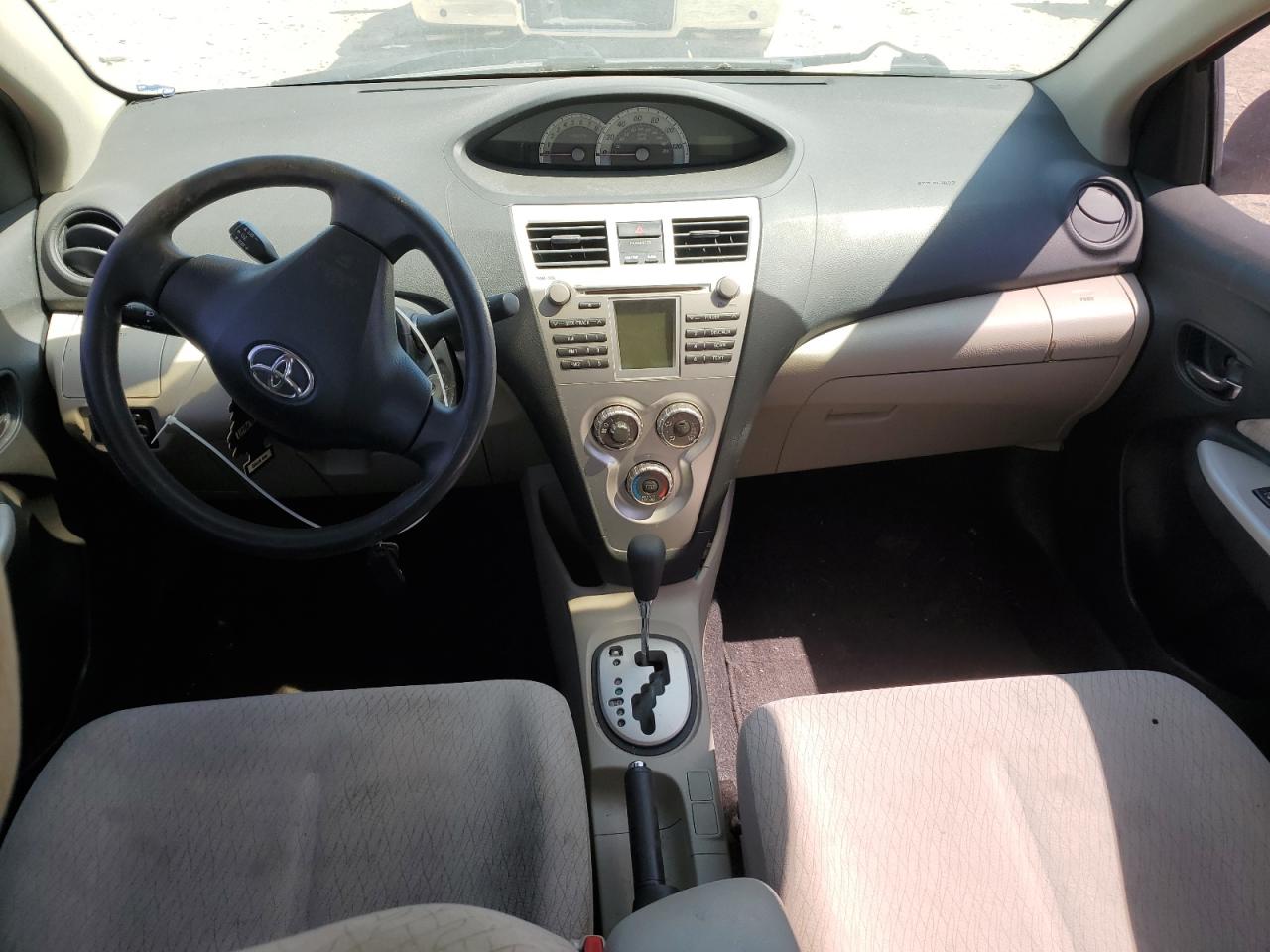 2008 Toyota Yaris VIN: JTDBT923081195311 Lot: 52156235