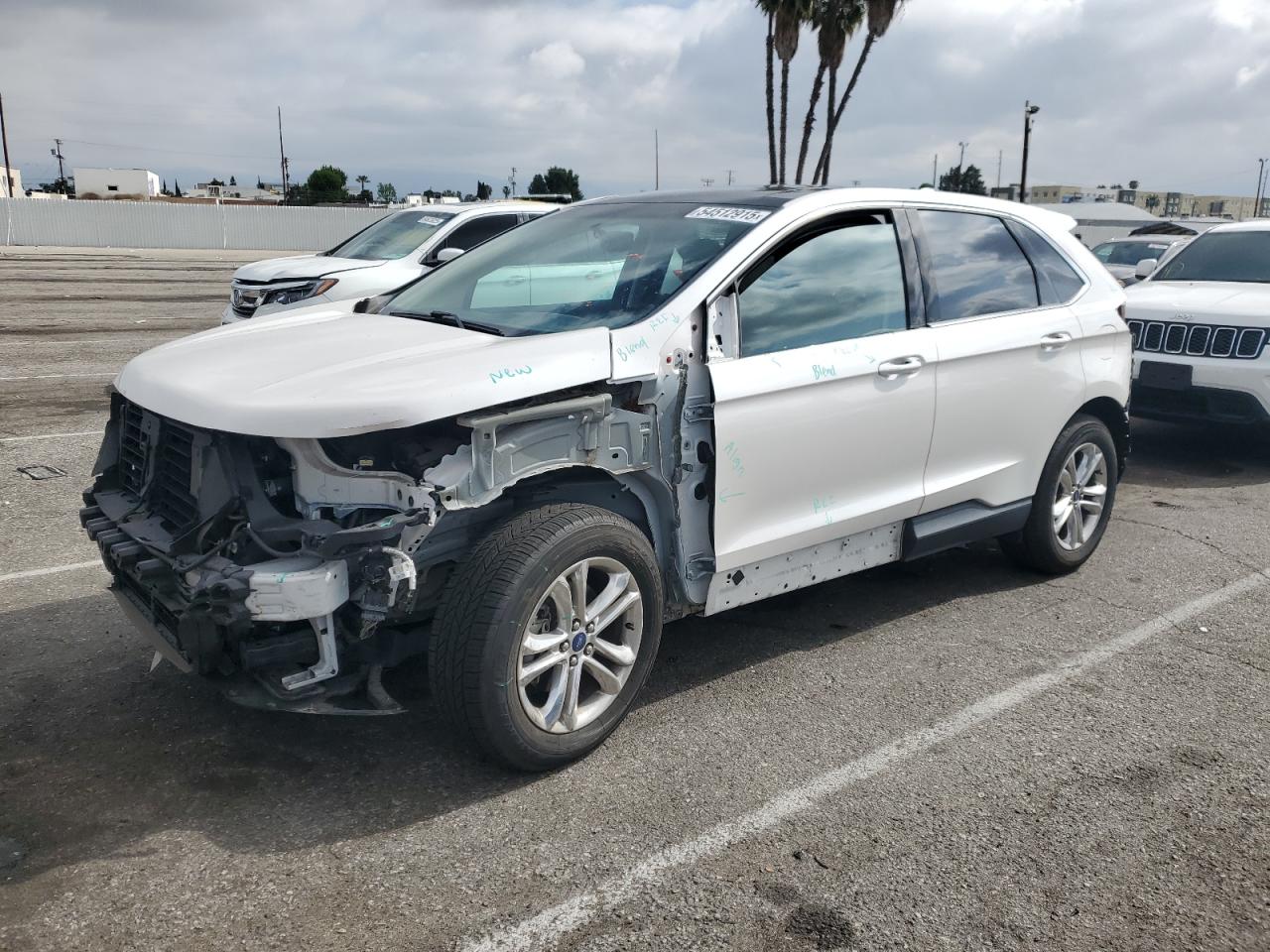 2016 Ford Edge Sel იყიდება Van Nuys-ში, CA - All Over