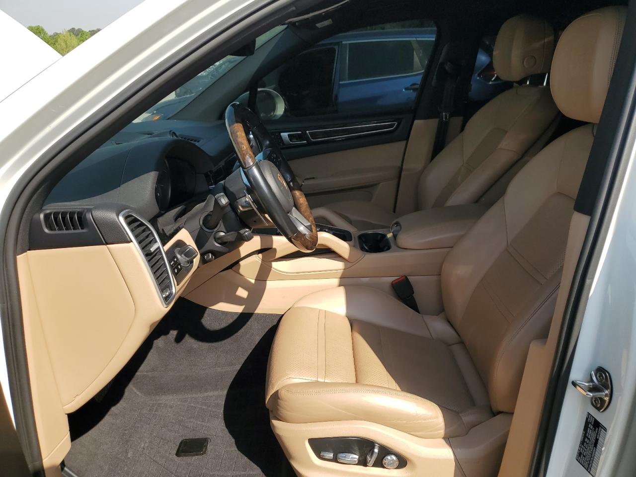 Фото: WP1AA2AY3LDA00359 - 7