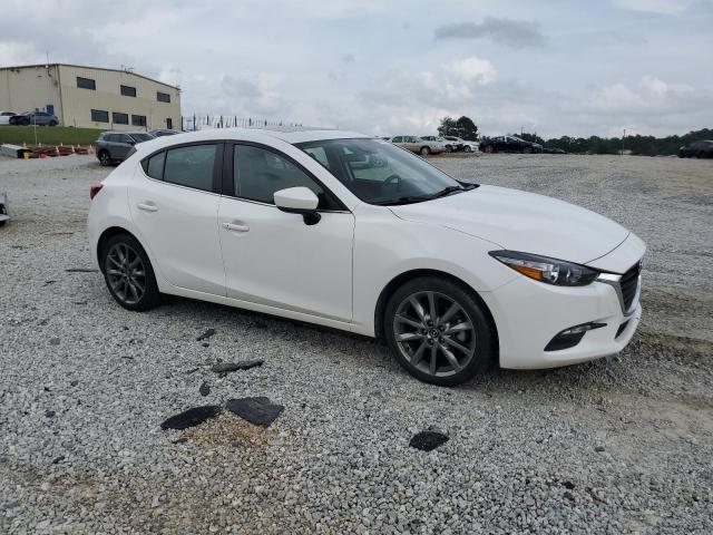  MAZDA 3 2018 Biały