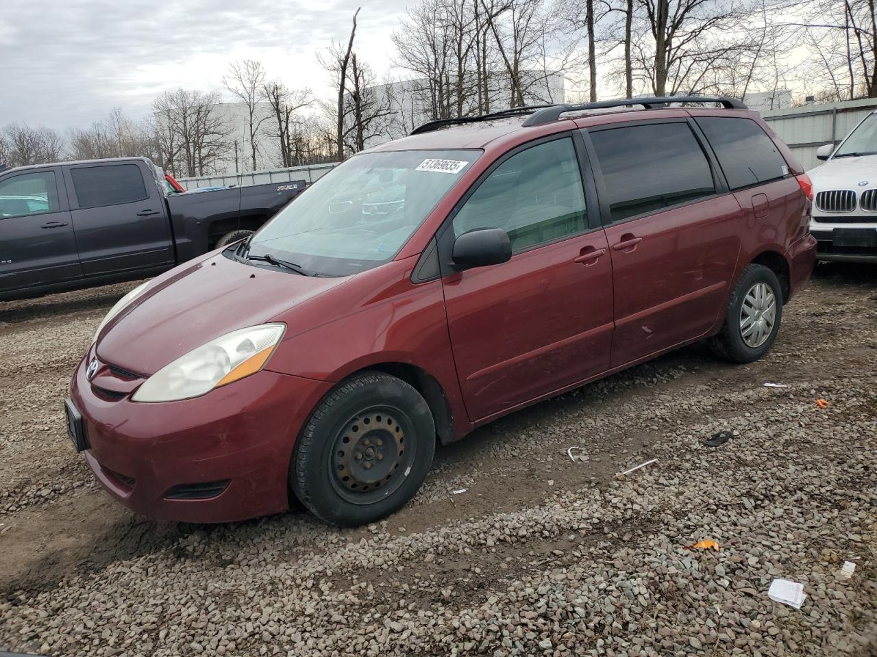 2009 Toyota Sienna Ce for Sale in Central Square, NY - Normal Wear