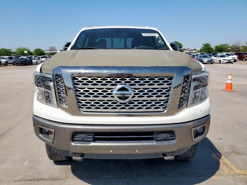2017 NISSAN TITAN XD SL