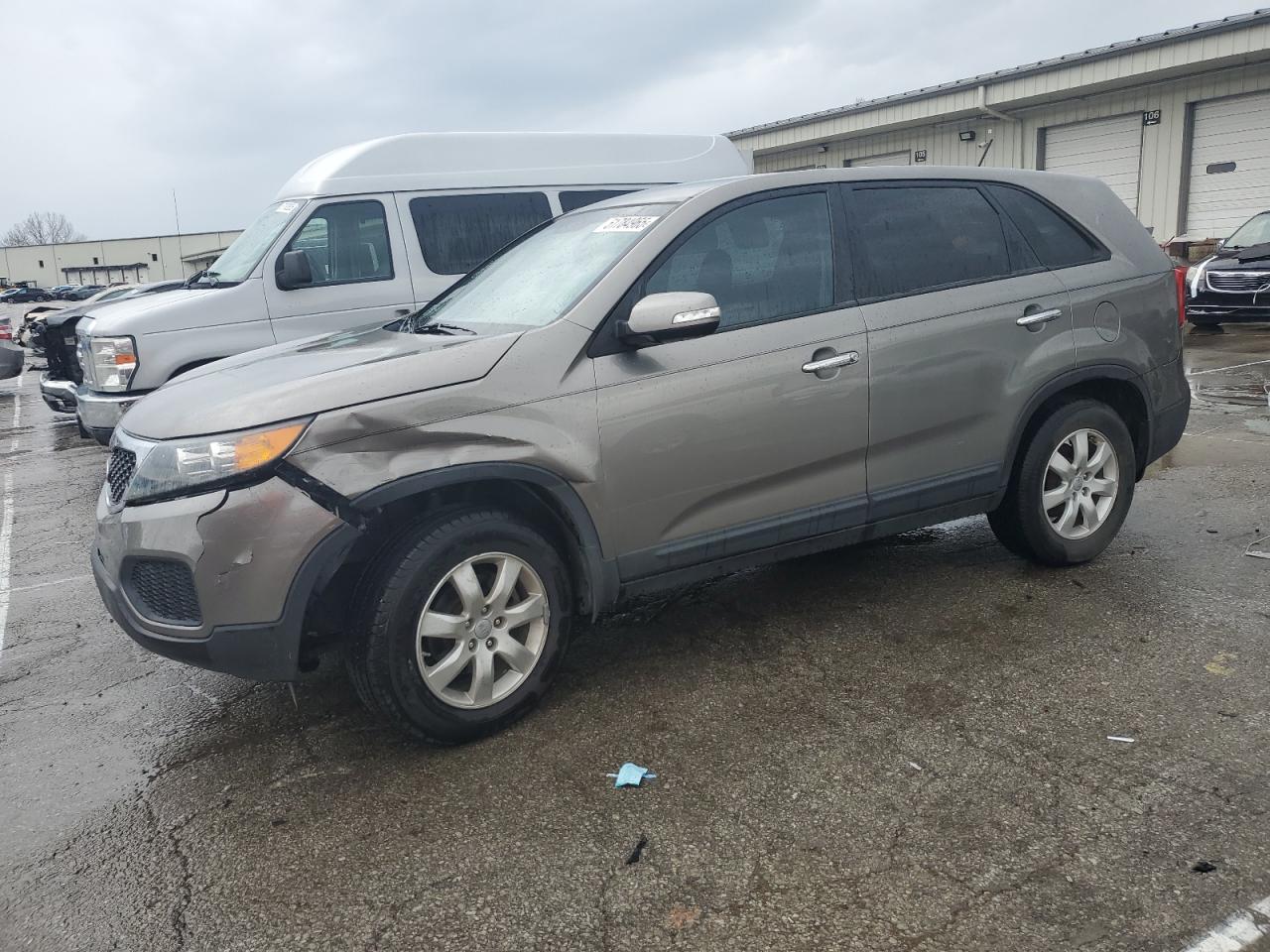 2012 Kia Sorento Base for Sale in Louisville, KY - Front End