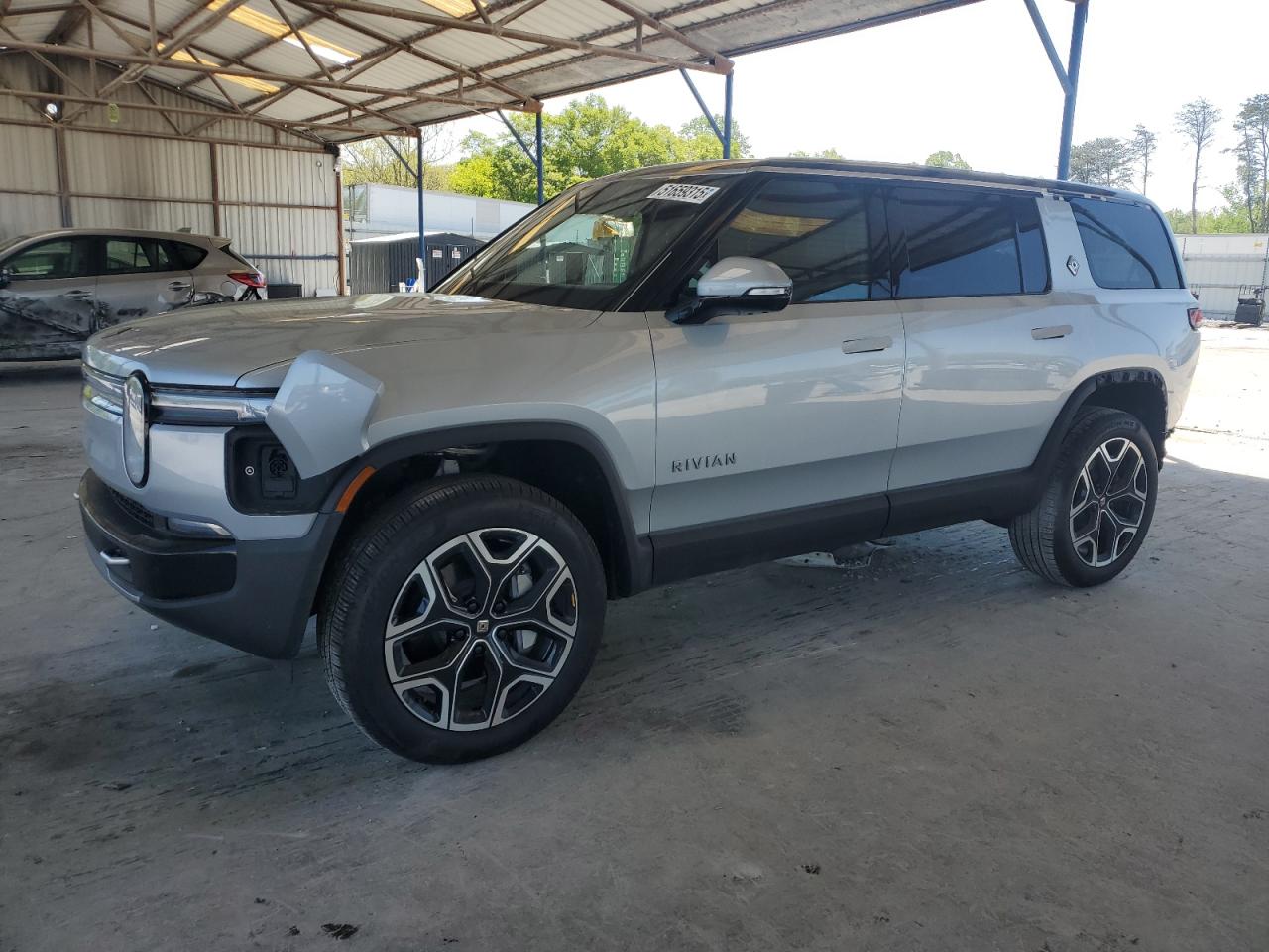 2025 Rivian R1S Adventure