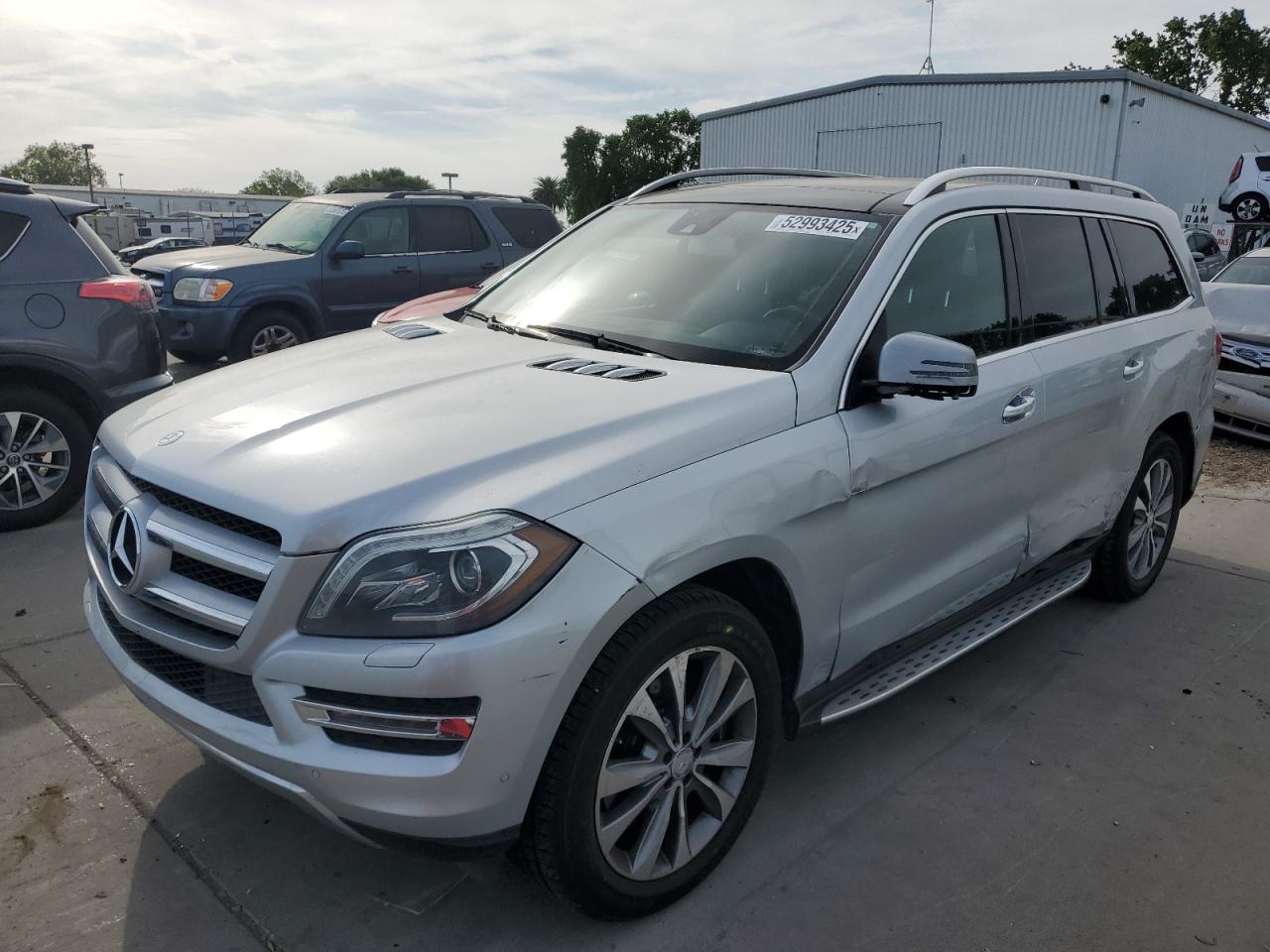 2014 Mercedes-Benz Gl 450 4Matic продається в Sacramento, CA - All Over