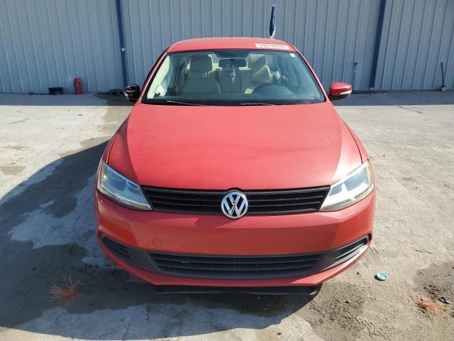  VOLKSWAGEN JETTA 2012 Czerwony
