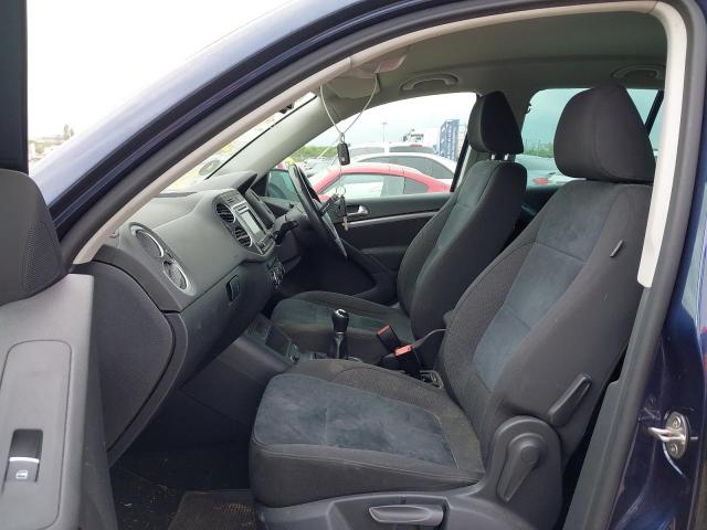 2016 VOLKSWAGEN TIGUAN MAT