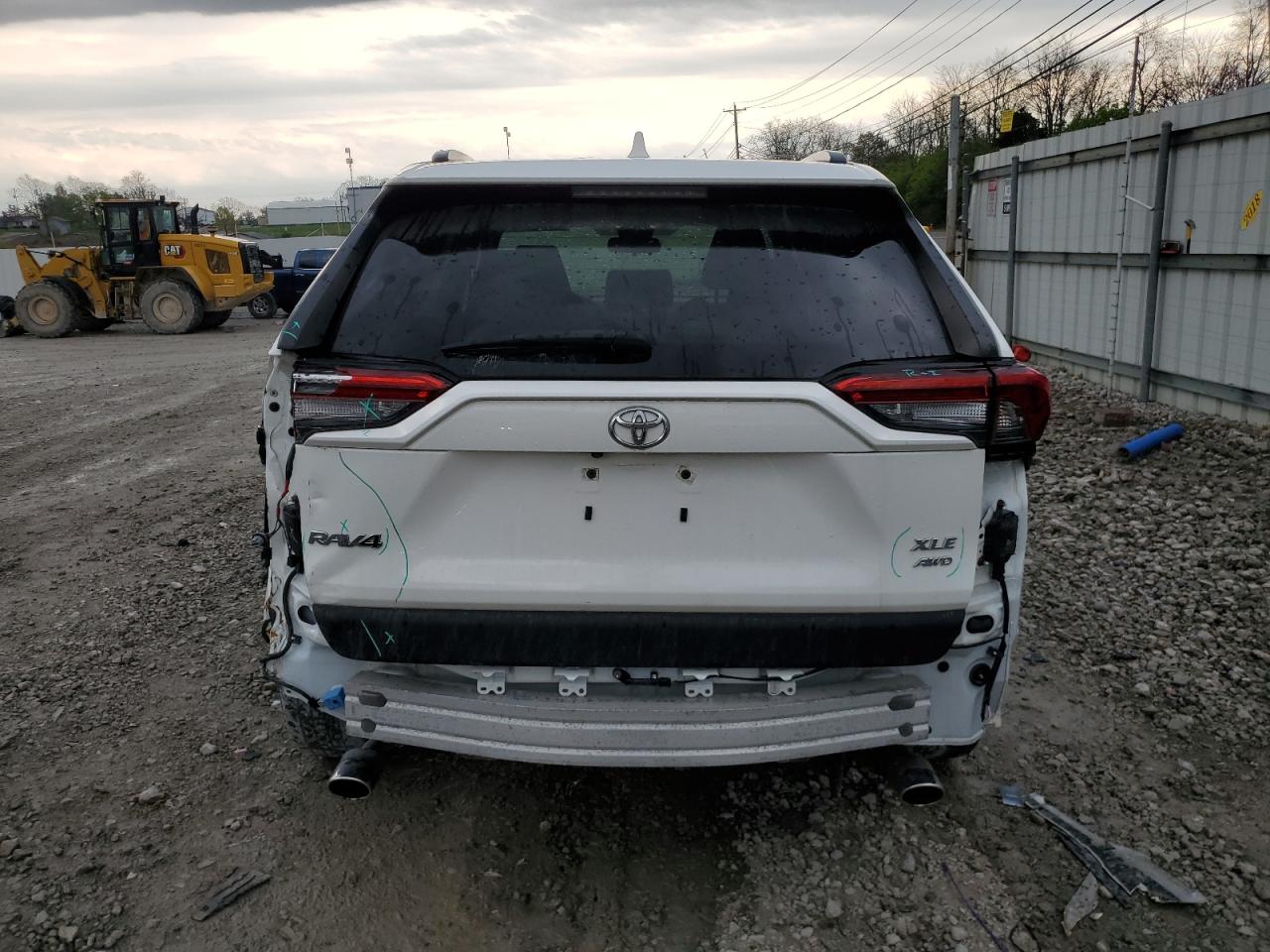 2021 Toyota Rav4 Xle VIN: JTMP1RFVXMD075631 Lot: 52877675
