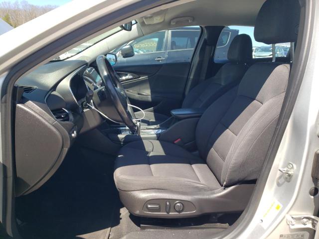 Sedans CHEVROLET MALIBU 2016 Srebrny
