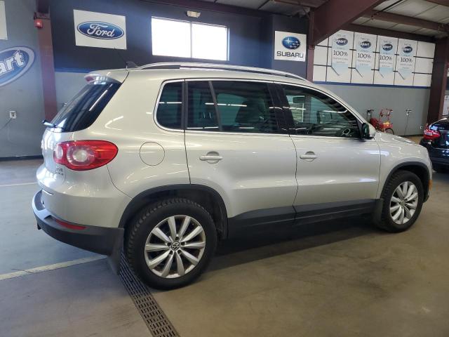 2011 VOLKSWAGEN TIGUAN S