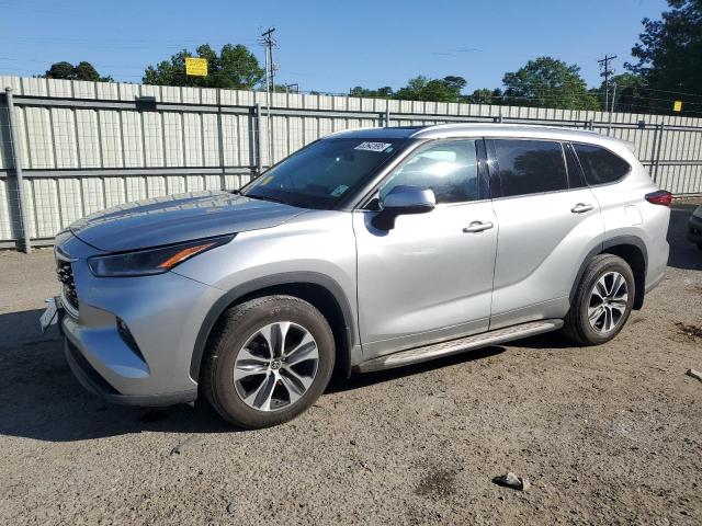  TOYOTA HIGHLANDER 2021 Сріблястий