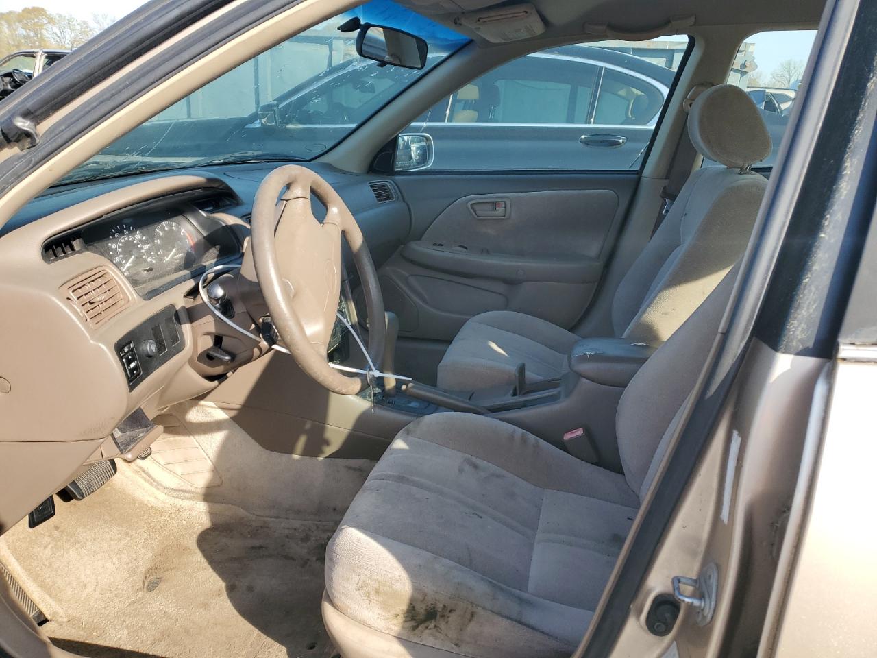 1999 Toyota Camry Le VIN: JT2BG22K4X0303476 Lot: 51157205