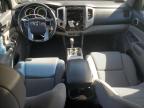 2013 Toyota Tacoma Double Cab na sprzedaż w Exeter, RI - Rear End