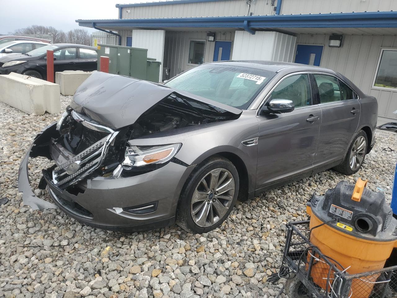 2012 Ford Taurus Limited for Sale in Wayland, MI - Front End