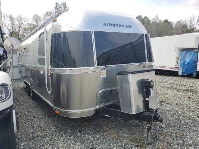2021 Airstream Flying Clo