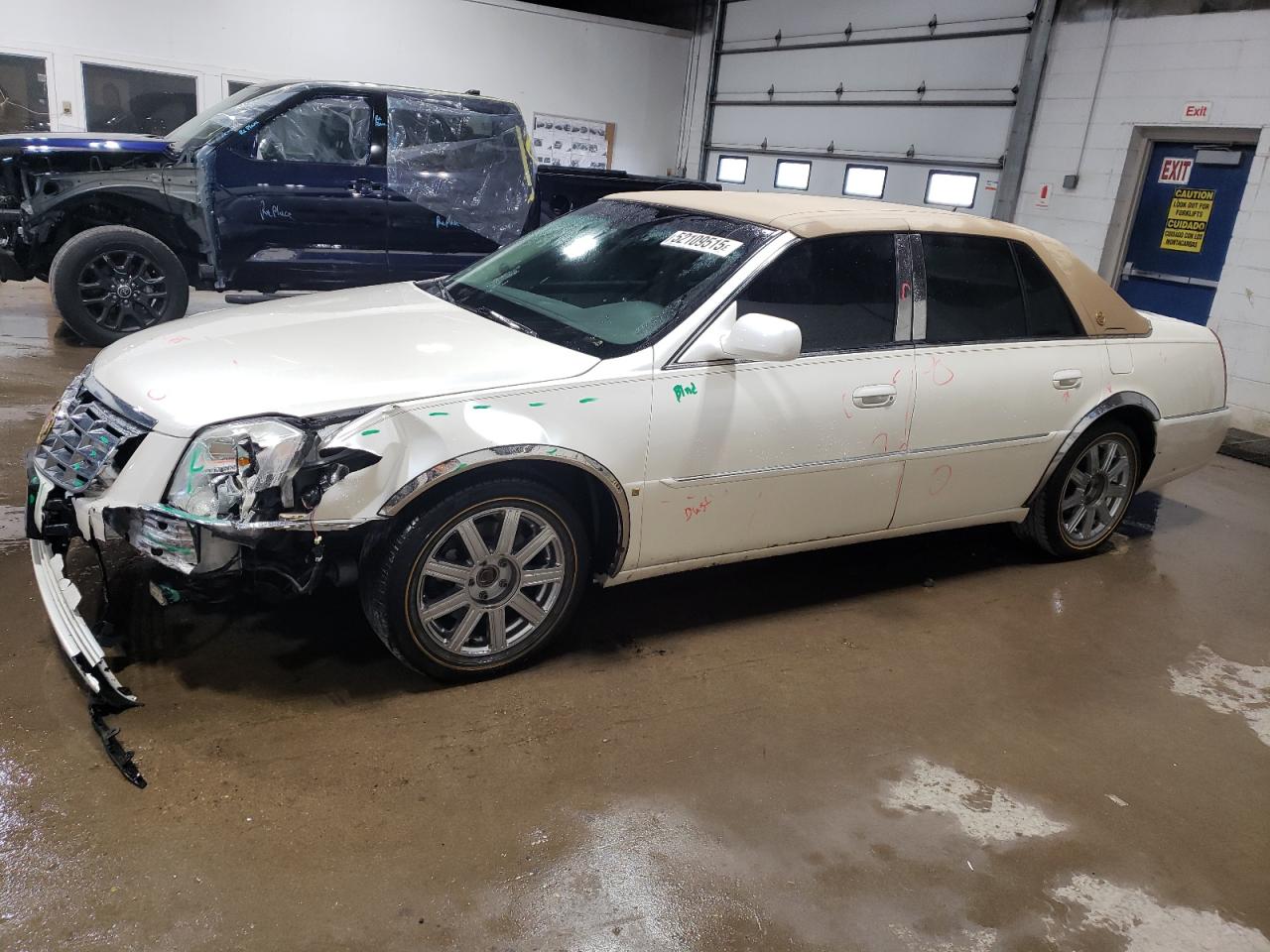 2008 Cadillac Dts zu verkaufen in Blaine, MN - Front End