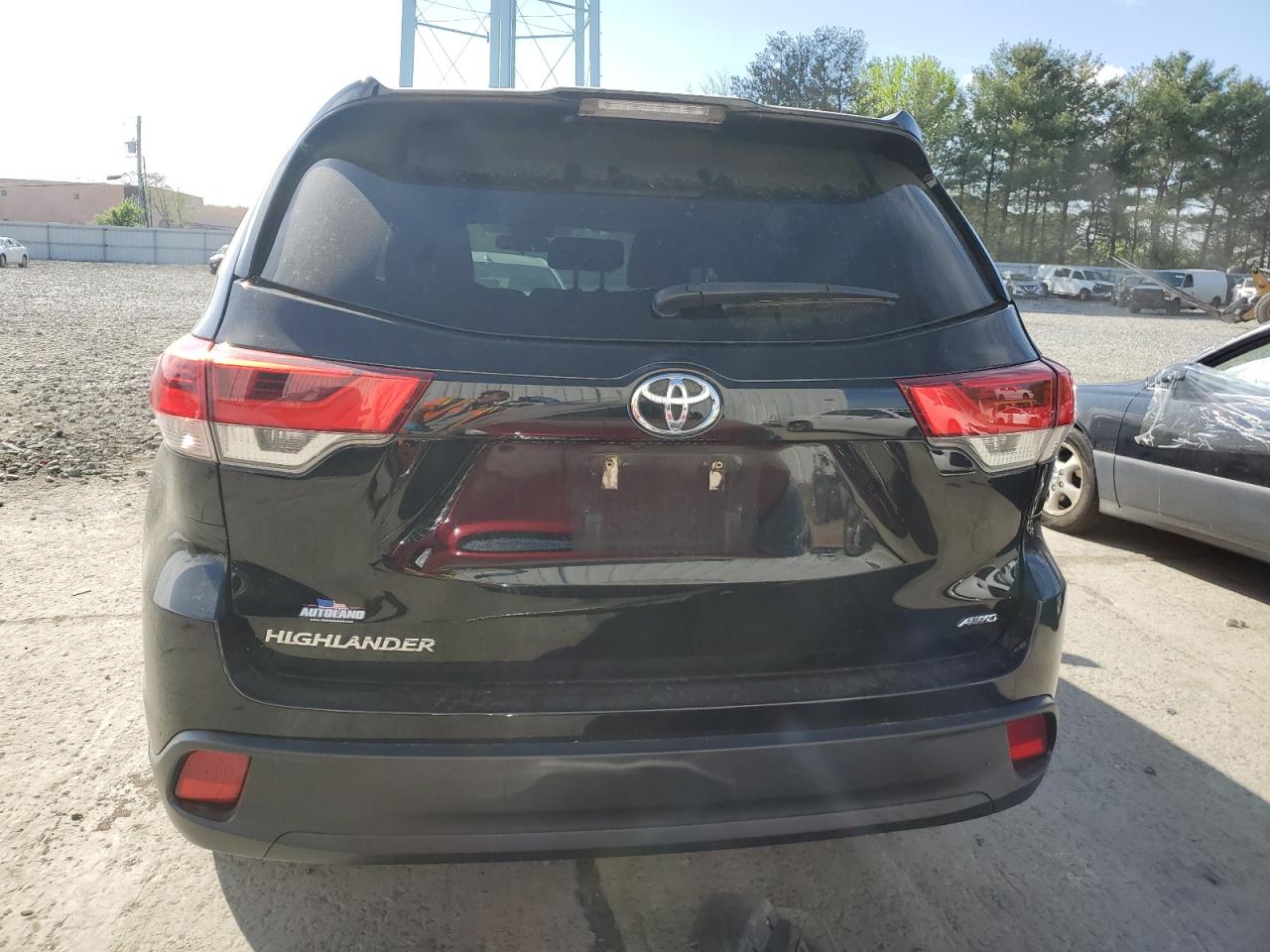 2019 Toyota Highlander Le VIN: 5TDBZRFH1KS725302 Lot: 53930265
