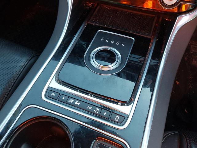 2015 JAGUAR XE R-SPORT