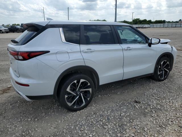  MITSUBISHI OUTLANDER 2023 Srebrny