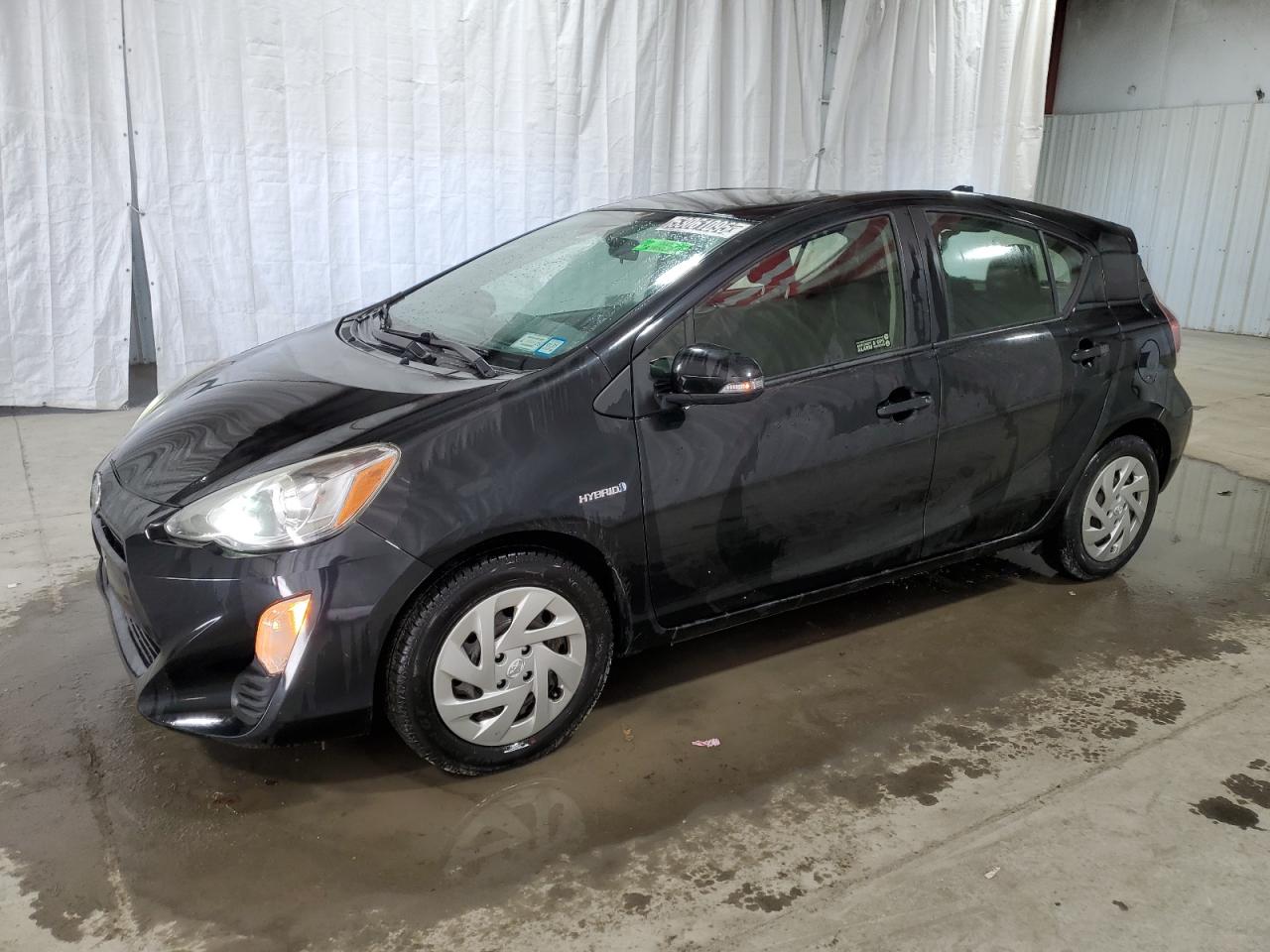 2016 Toyota Prius C იყიდება Albany-ში, NY - Normal Wear