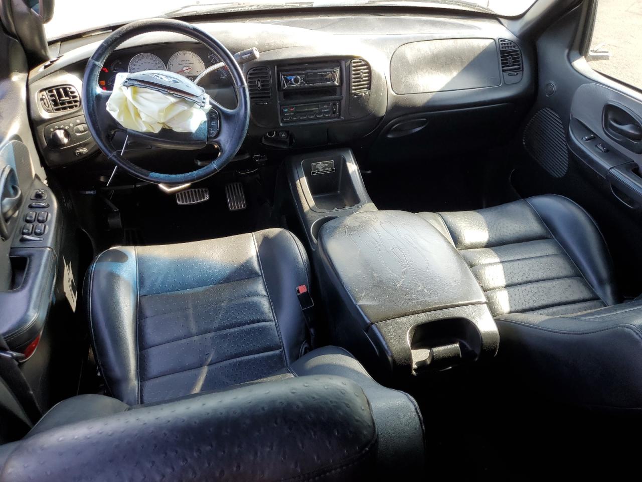 2002 Ford F150 Supercrew Harley Davidson VIN: 1FTRW07312KD91236 Lot: 54895425