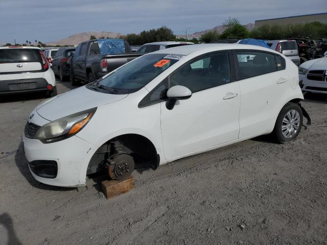  KIA RIO 2015 Белый
