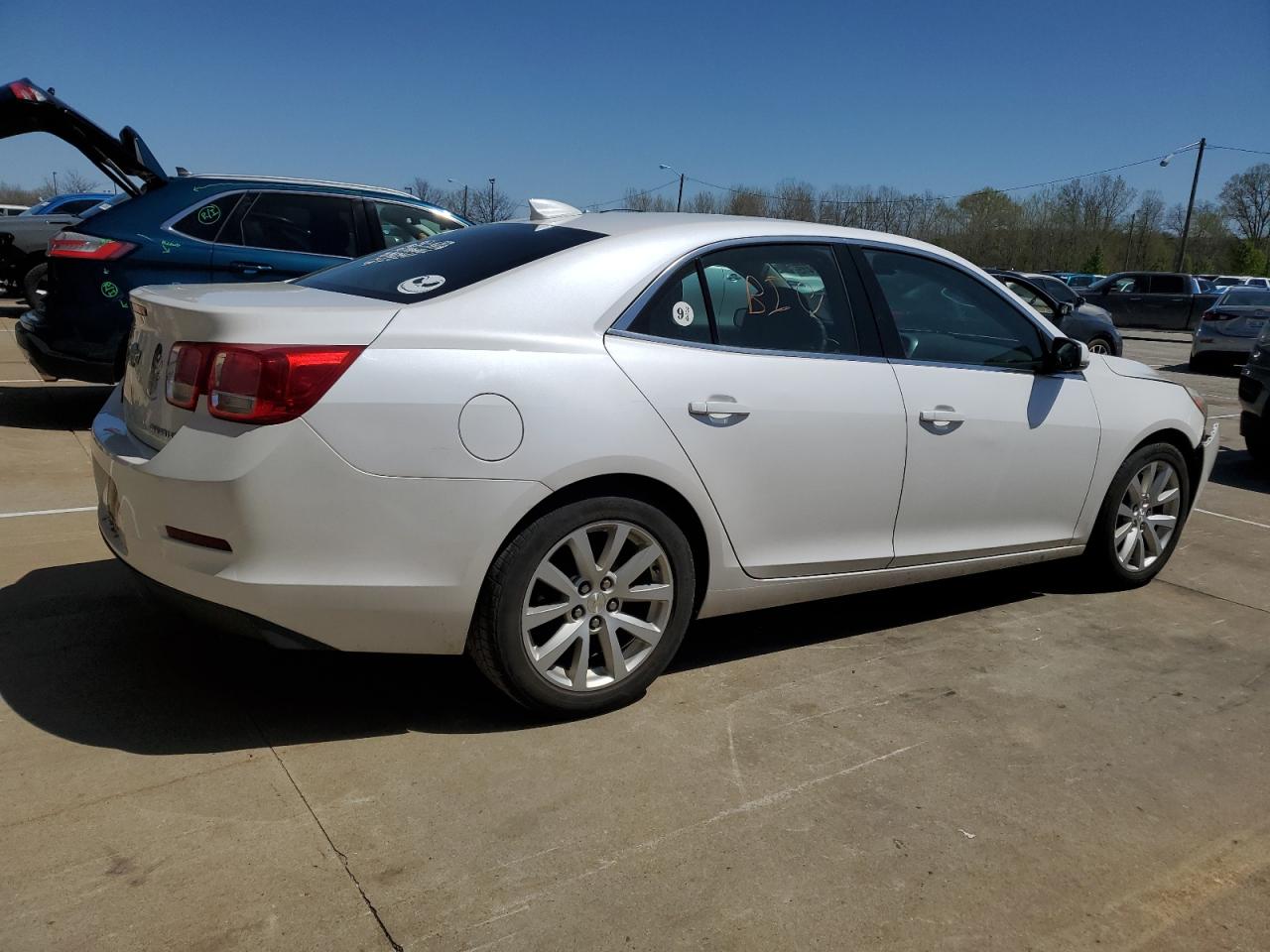 2015 Chevrolet Malibu 2Lt white sedan gas 1G11D5SL7FF164471 photo #4