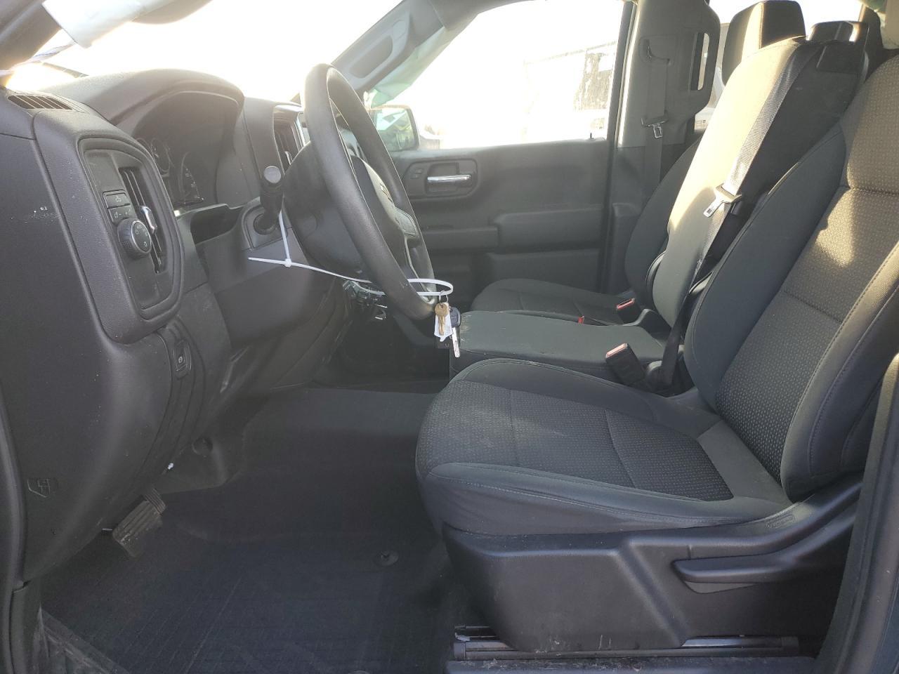 2020 Chevrolet Silverado C1500 Custom VIN: 1GCRWBEH7LZ33693X Lot: 52101245