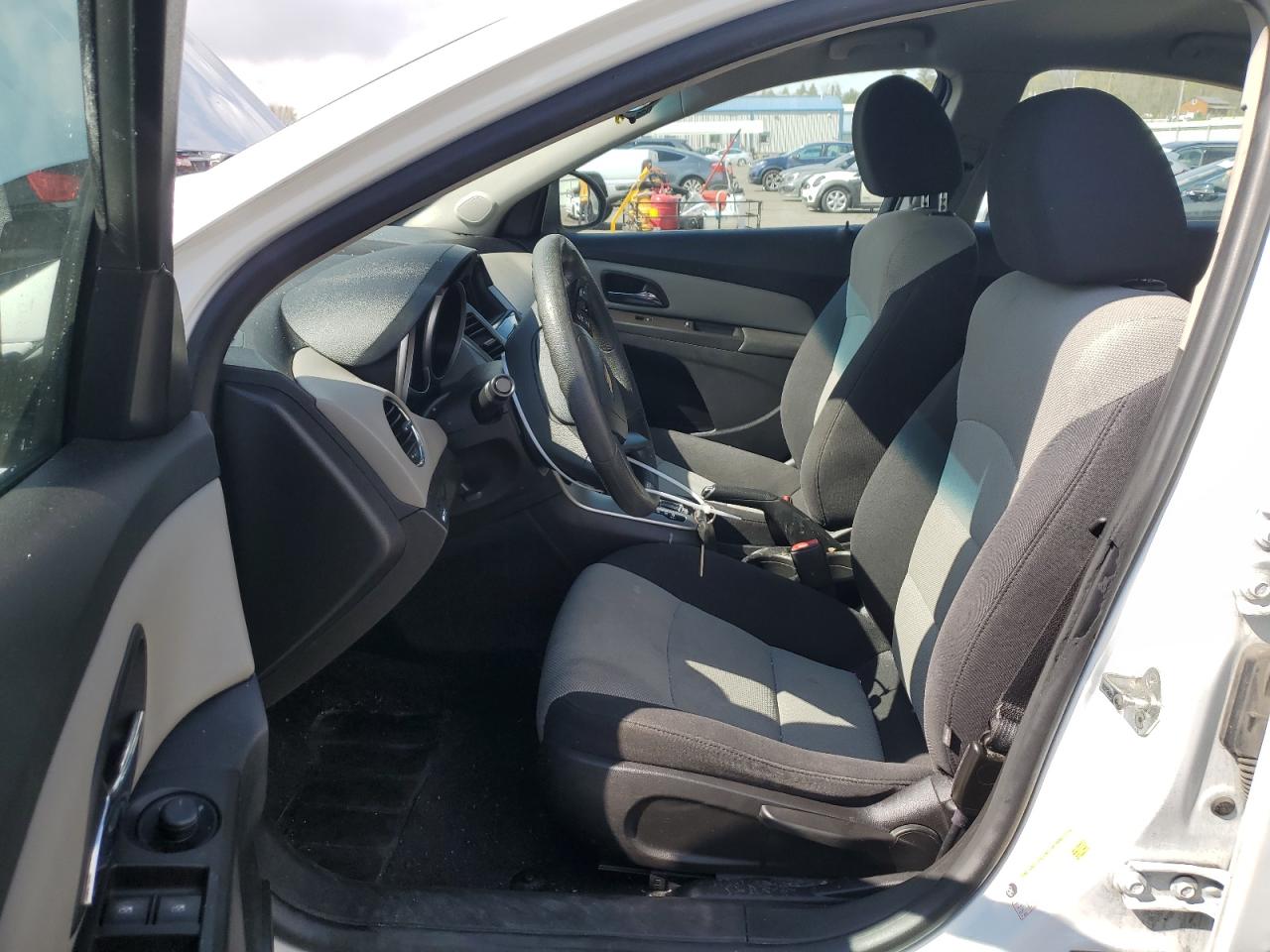 2016 Chevrolet Cruze Limited Ls VIN: 1G1PC5SG0G7121196 Lot: 53057285