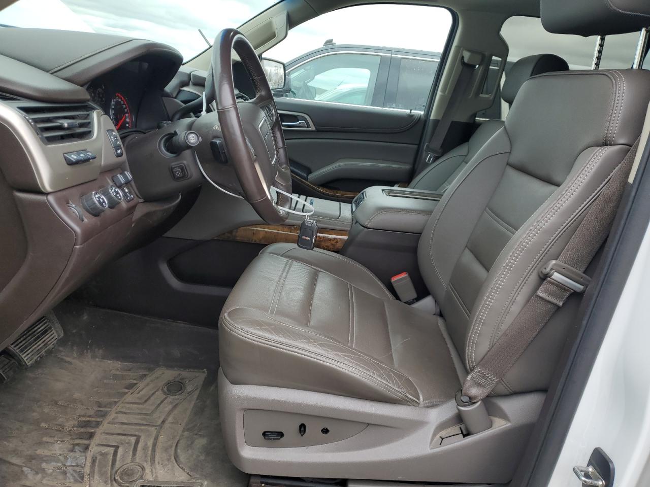 2016 GMC Yukon Denali VIN: 1GKS2CKJ5GR239046 Lot: 53084635