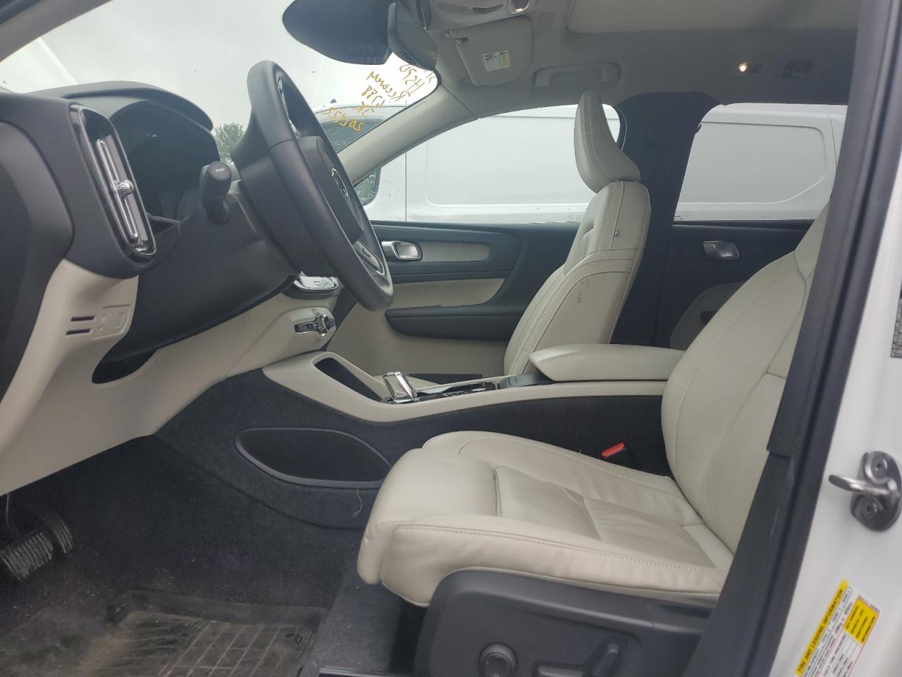 2022 Volvo Xc40 T5 Inscription VIN: YV4162UL3N2716788 Lot: 52907165