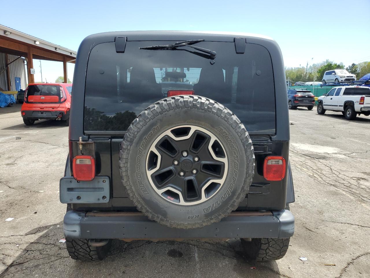 2004 Jeep Wrangler / Tj Sahara VIN: 1J4FA59S94P718341 Lot: 55093935