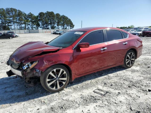  NISSAN ALTIMA 2017 Czerwony