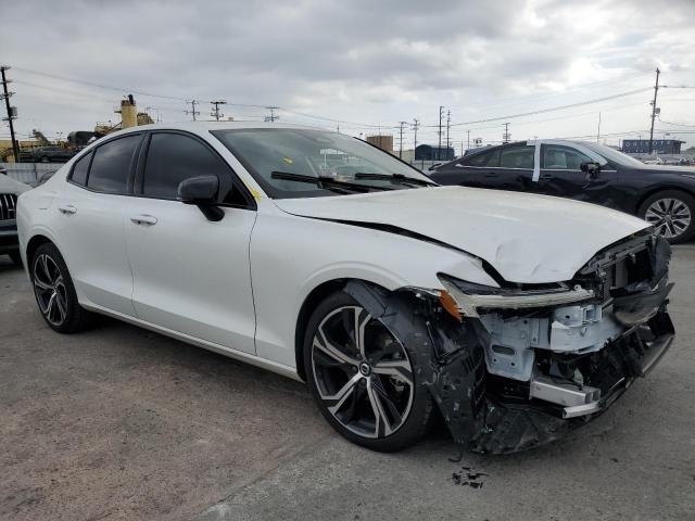  VOLVO S60 CORE 2024 Biały