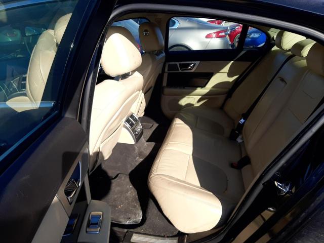 2011 JAGUAR XF S PREMI