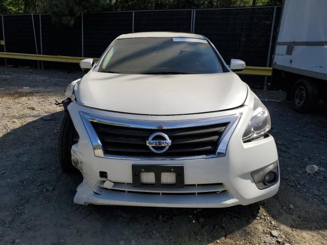 Sedans NISSAN ALTIMA 2013 Biały