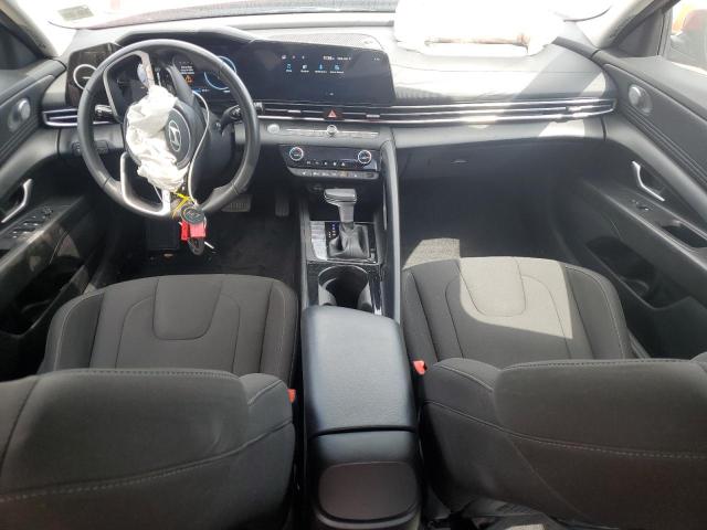  HYUNDAI ELANTRA 2024 Красный