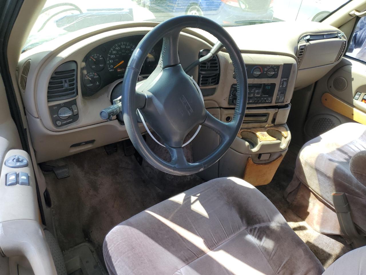 1998 GMC Safari Xt VIN: 1GDDM19WXWB540497 Lot: 50780655