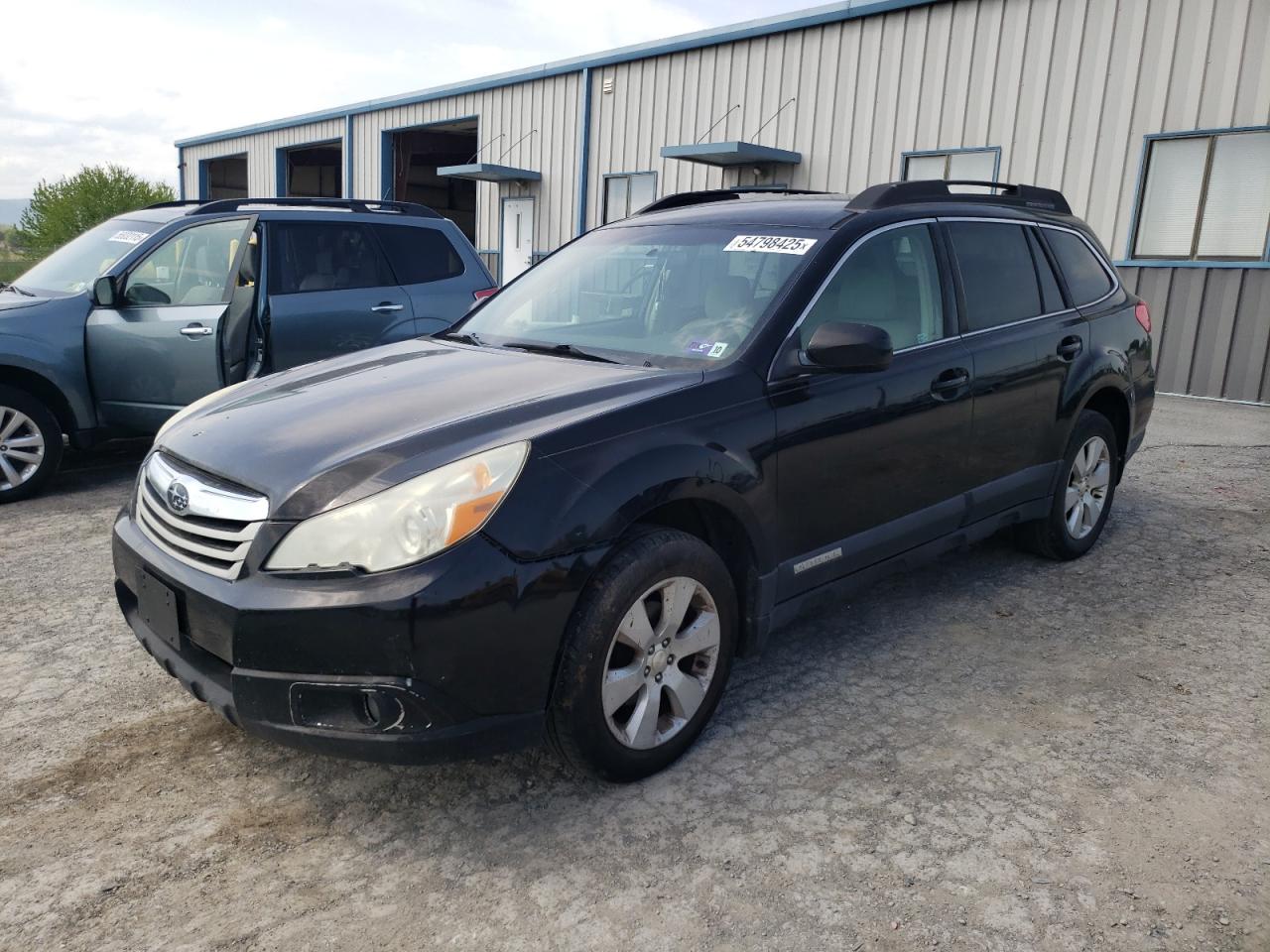 2011 Subaru Outback 2.5I Premium de vânzare în Chambersburg, PA - Mechanical