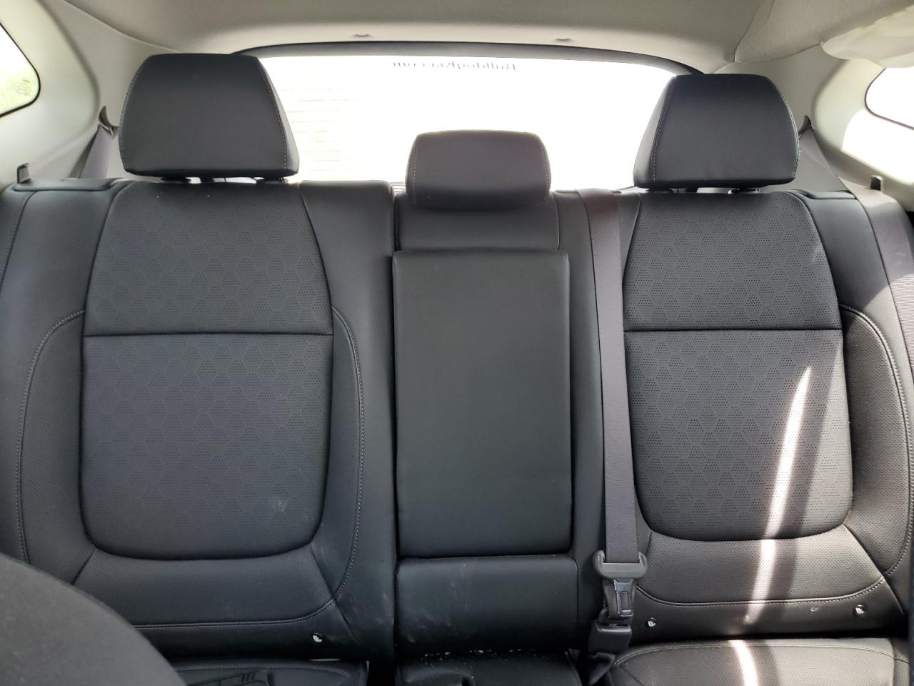 2023 Kia Seltos Sx VIN: KNDETCA26P7356193 Lot: 53573985