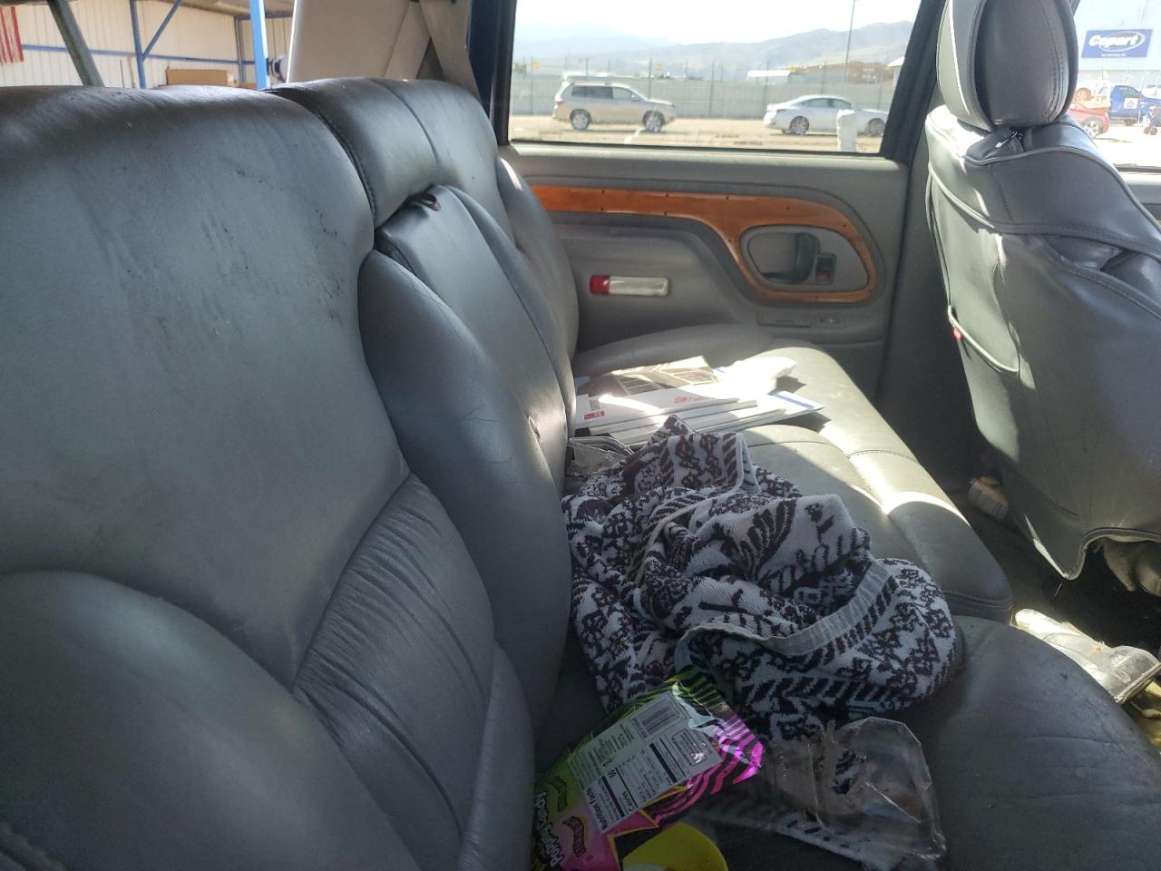 1GNEK13R1TJ377846 1996 Chevrolet Tahoe K1500