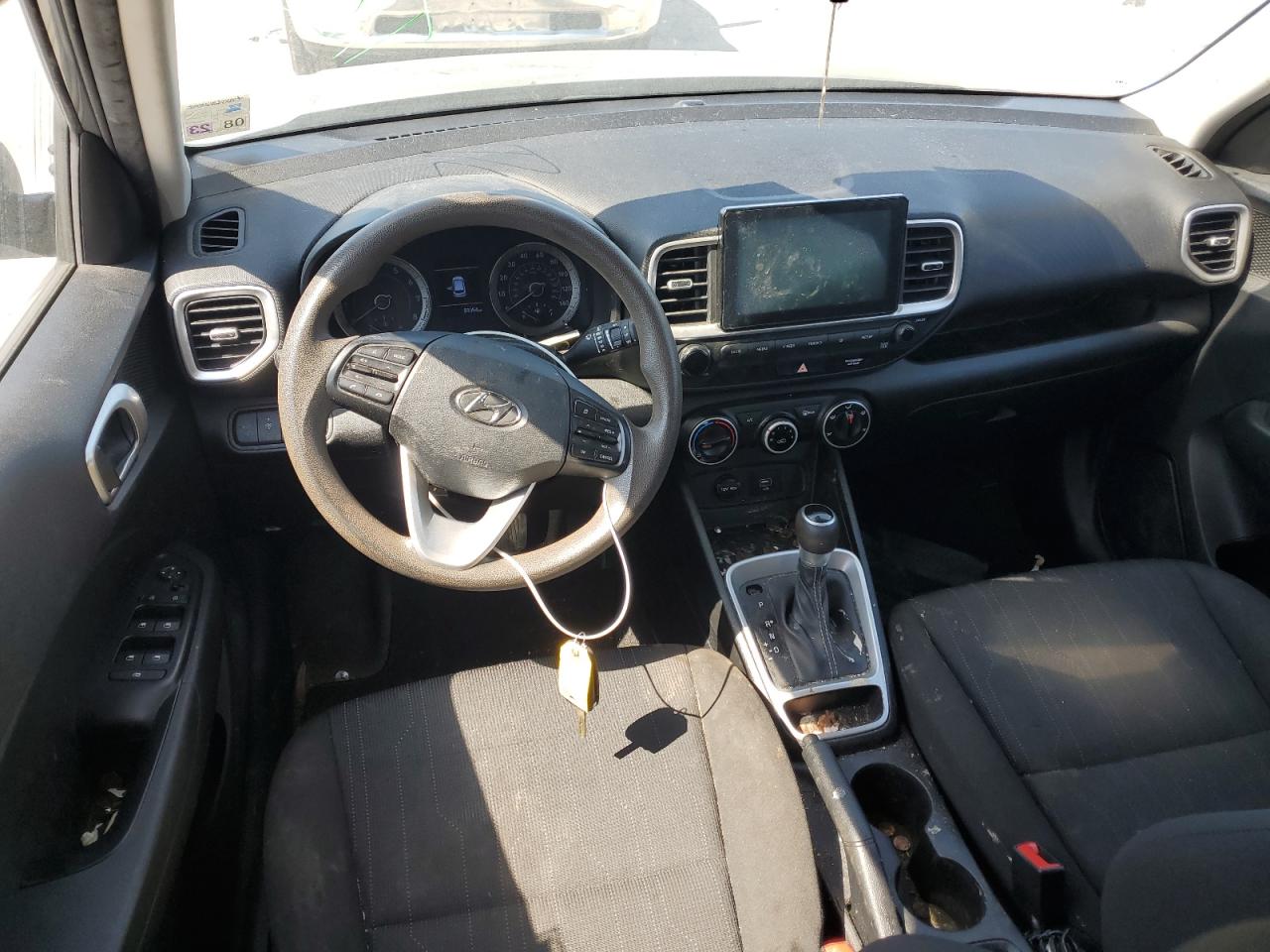 KMHRB8A37MU120610 2021 Hyundai Venue Se