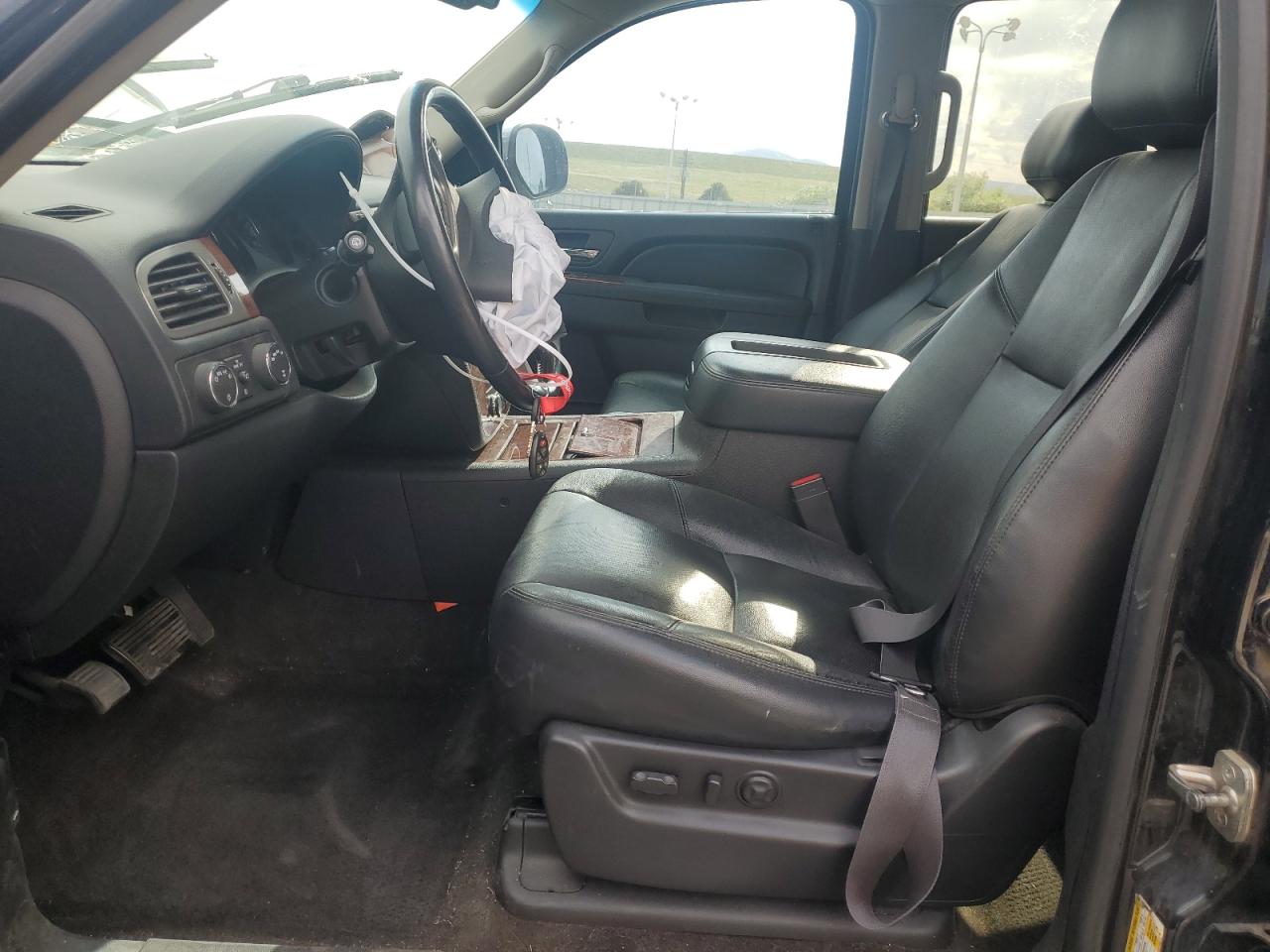 2013 Chevrolet Suburban K1500 Ltz VIN: 1GNSKKE73DR208063 Lot: 53294935