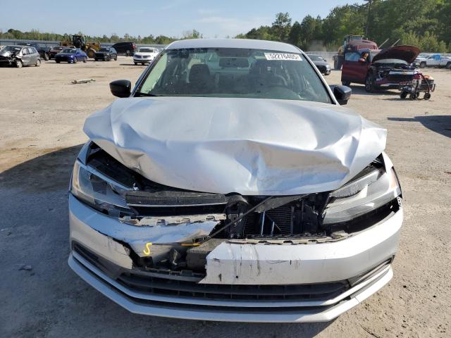 Sedans VOLKSWAGEN JETTA 2016 Silver