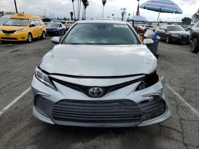  TOYOTA CAMRY 2023 Серебристый