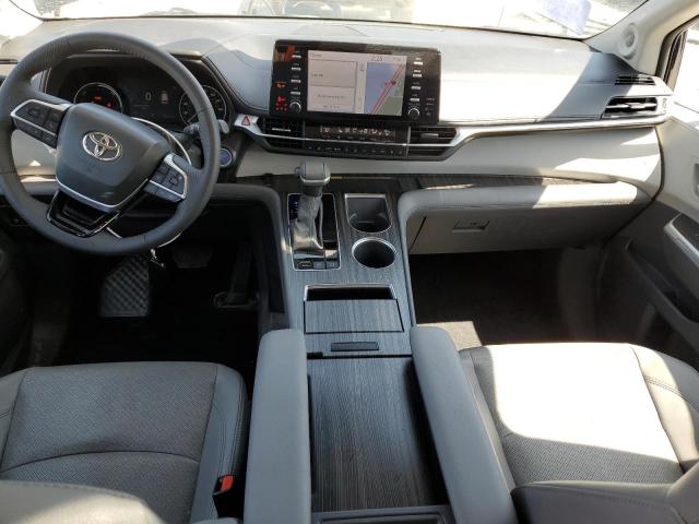  TOYOTA SIENNA 2023 Granatowy