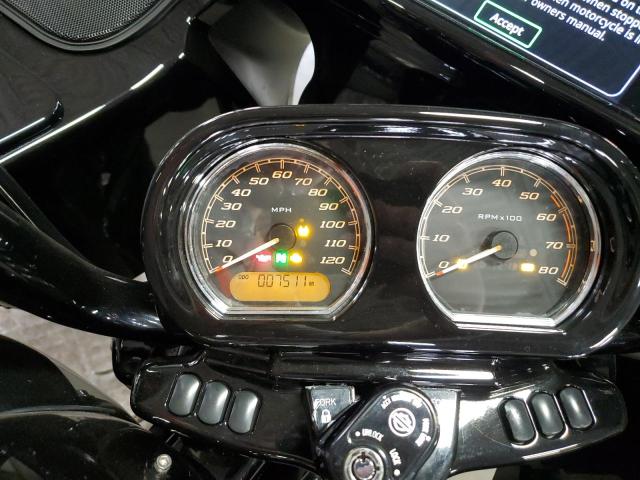  HARLEY-DAVIDSON FL 2021 Чорний