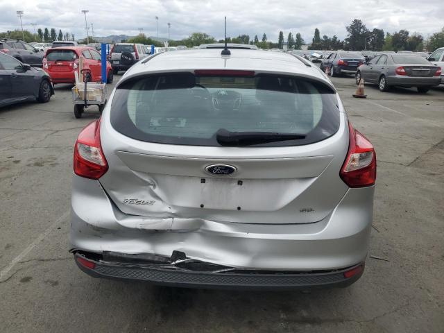  FORD FOCUS 2012 Silver